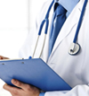 Menaxhimi vjetor i mbikëqyrjes shëndetësore <br> Emërimi i mjekut gjithëpërfshirës <br> Vizita e vendit të punës nga doktori <br> Bashkëpunimi në hartimin e Dokumentit të Vlerësimit të Riskut <br> Hartimi i Protokollit të Monitorimit të Shëndetit <br> Provimet mjekësore të përgjithshme dhe lirimin e palestër.